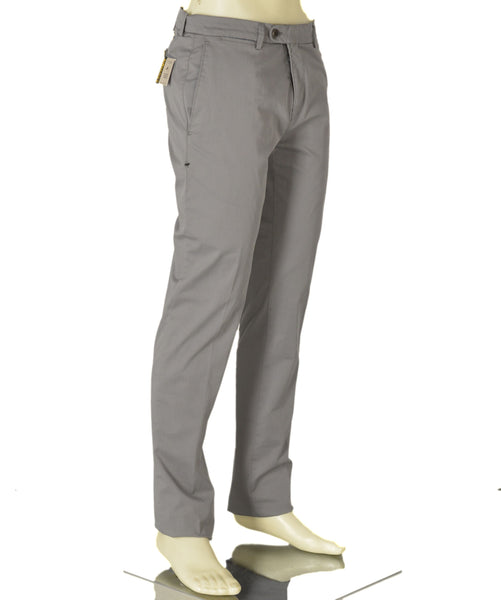 PANTALONI UOMO DROP4 ZIP BOTTONE GANCIO TASCHE TASCHININO LEGGERO MARCA BUGATTI ART.1423 36301 DR4