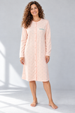 Camicia da notte e piedi nudi-2.png