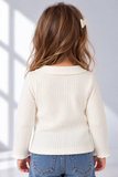 Ritratto posteriore di bambina in stile catalogo.png
