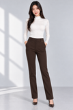 Eleganza minimalista in tonalità moka.png
